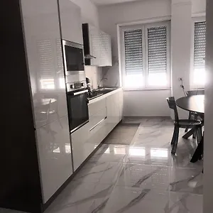 Apartamento Cuore Di Centro, Nápoles